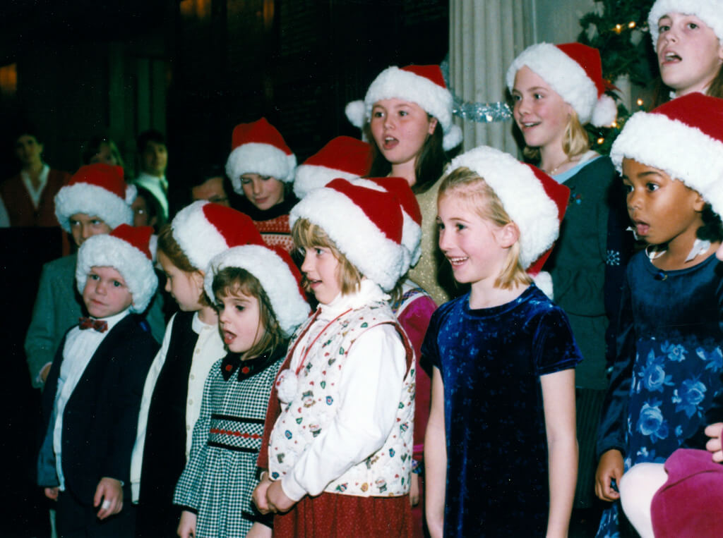 children singing photo